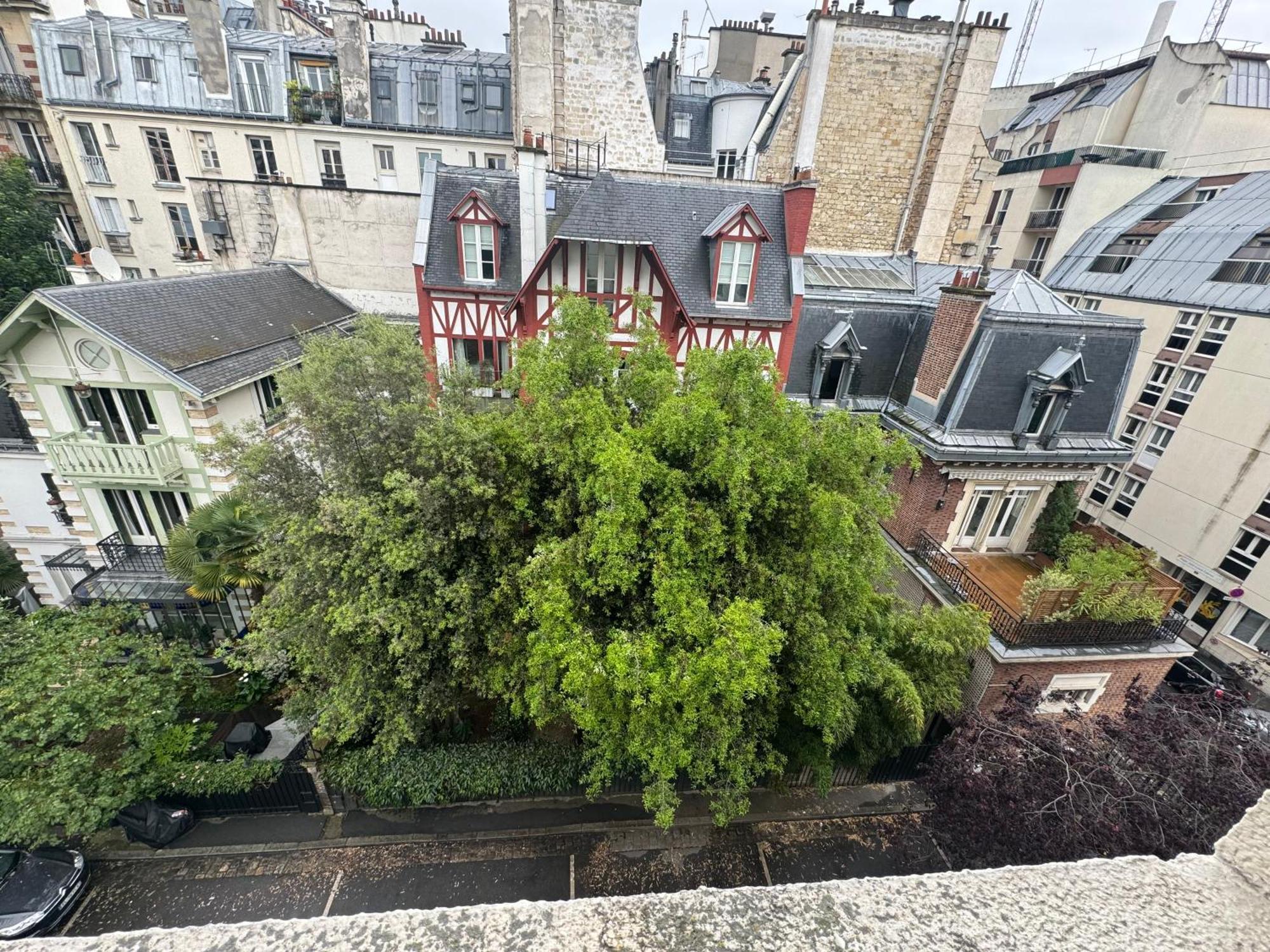 L'assomption Au Calme 16e Parigi